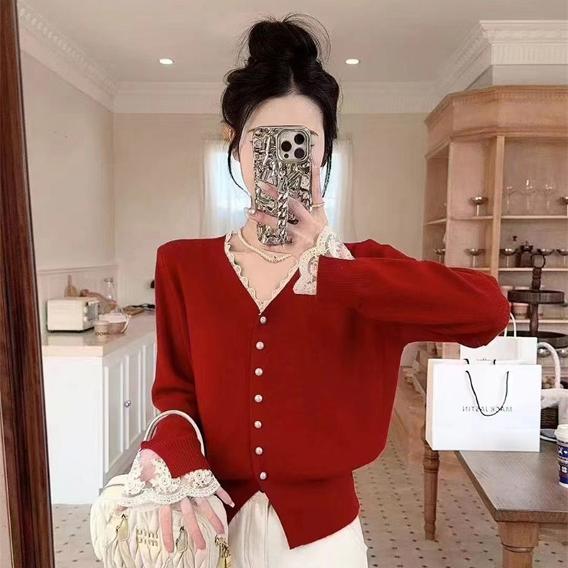 法式气质蕾丝针织开衫女2025秋冬新款V领修身显瘦小香风气质上衣