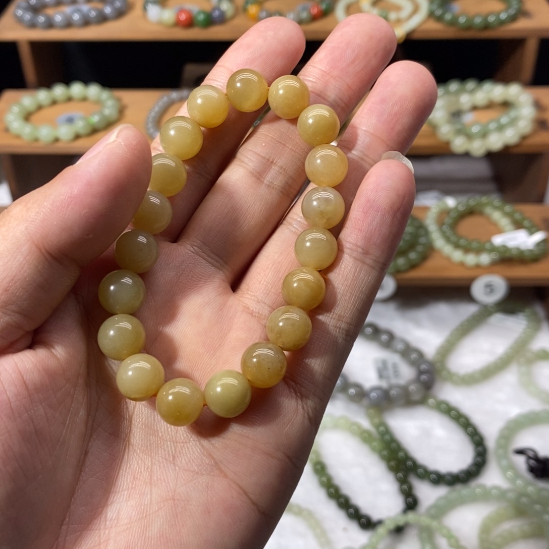 和田玉手链未镶嵌r***u卡10淺糖