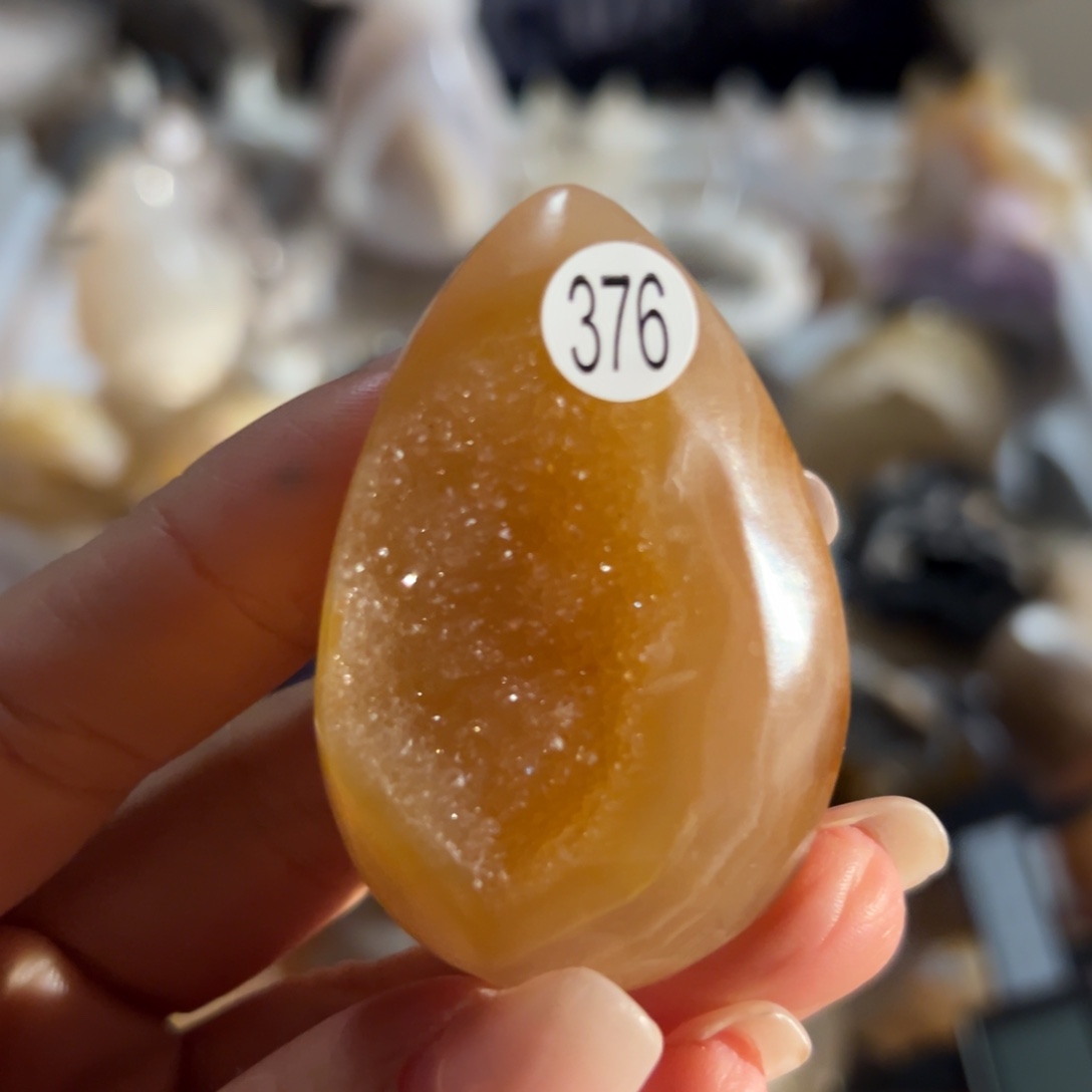 玛瑙/玉髓未镶嵌雕刻件