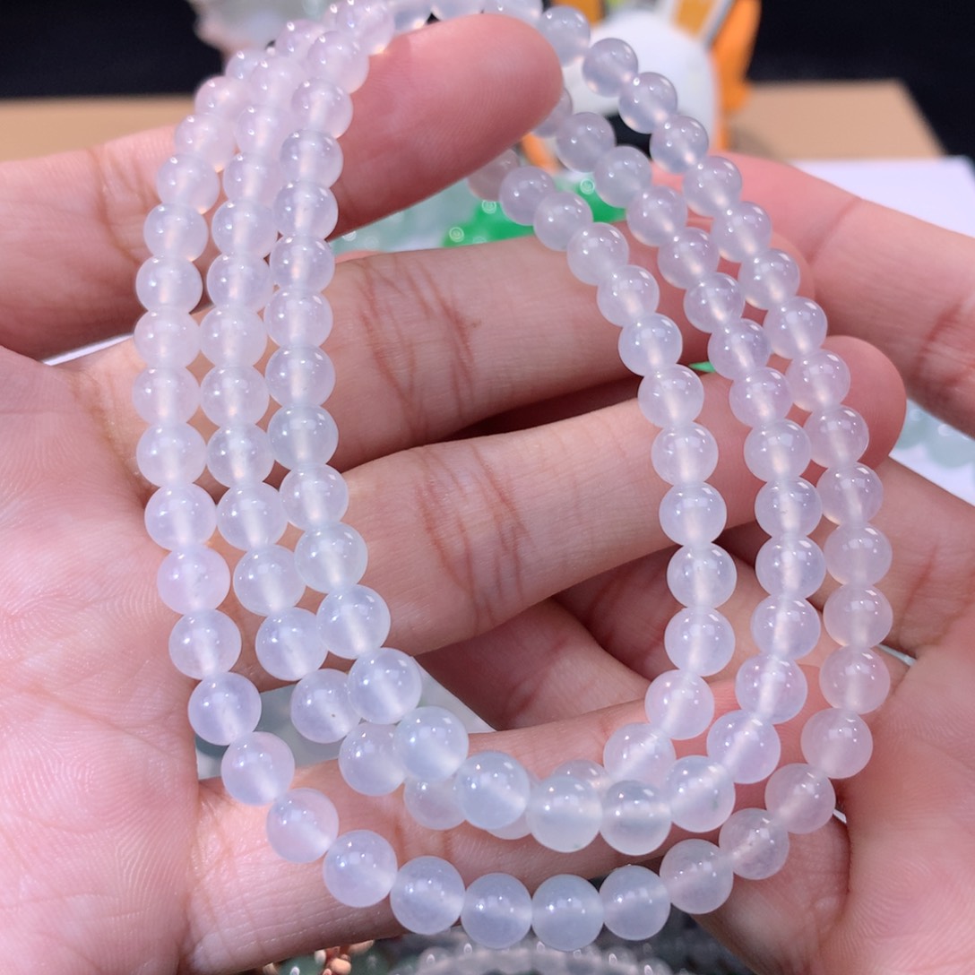 翡翠手链未镶嵌翡翠