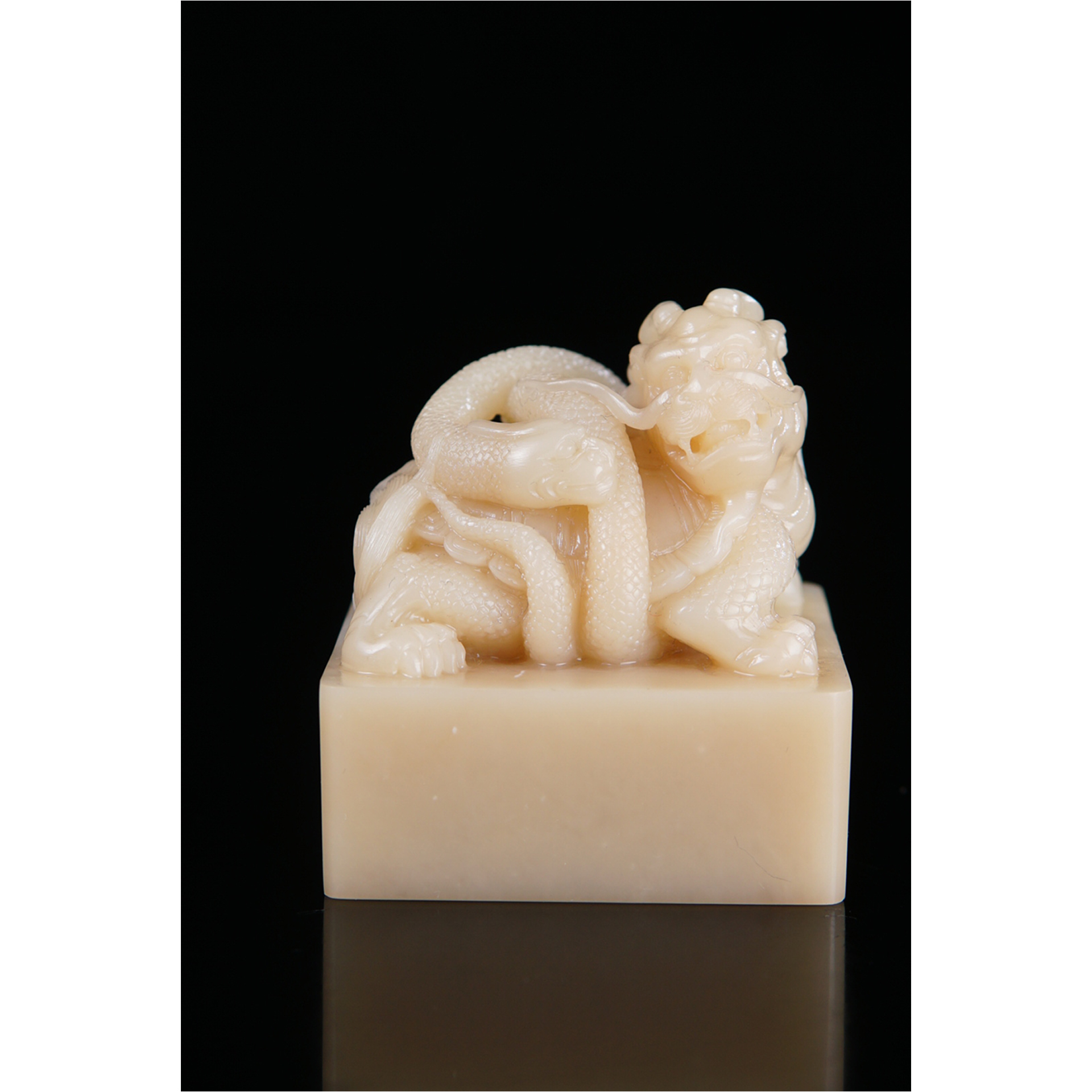 寿山石《玄武》方章