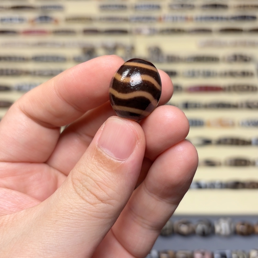 玛瑙/玉髓颈饰未镶嵌沙***鱼