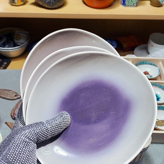 瓷片新年快乐。万事如意