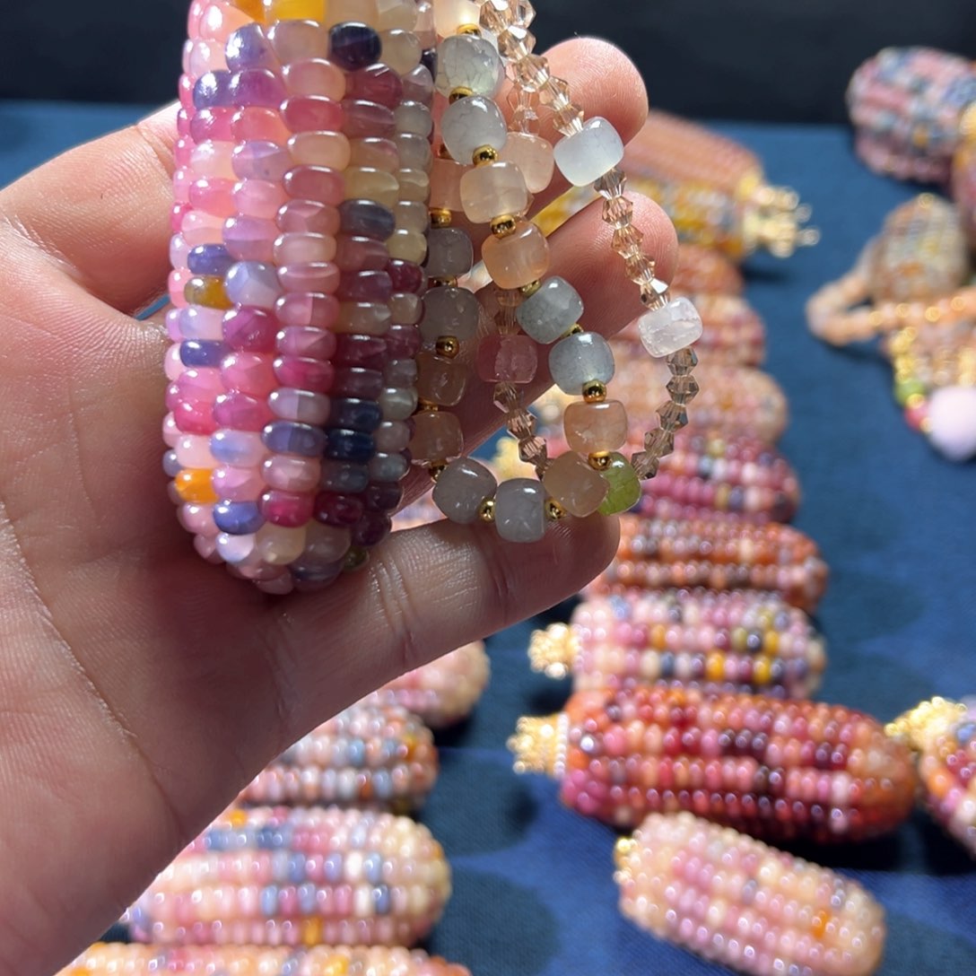 黑*文玩玉米手把件