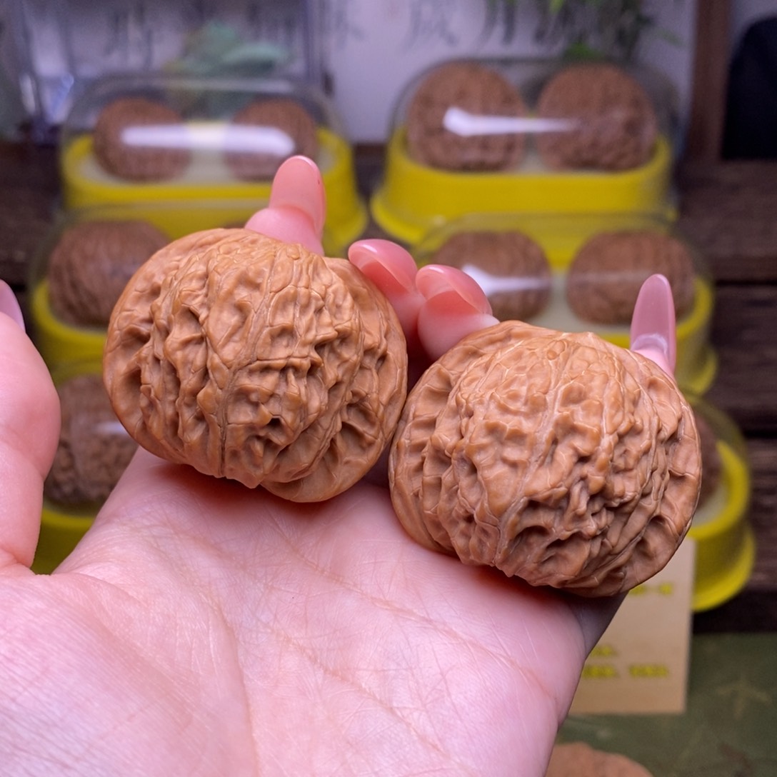 文玩核桃吊坠D*全品42+山地磨盘1831