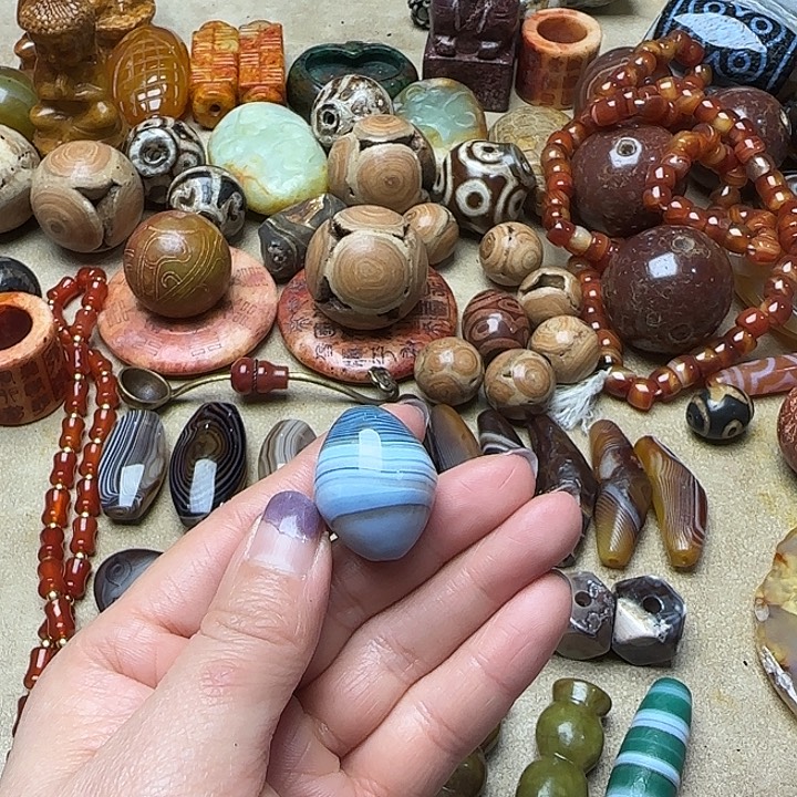 玛瑙/玉髓未镶嵌珠宝半成品7