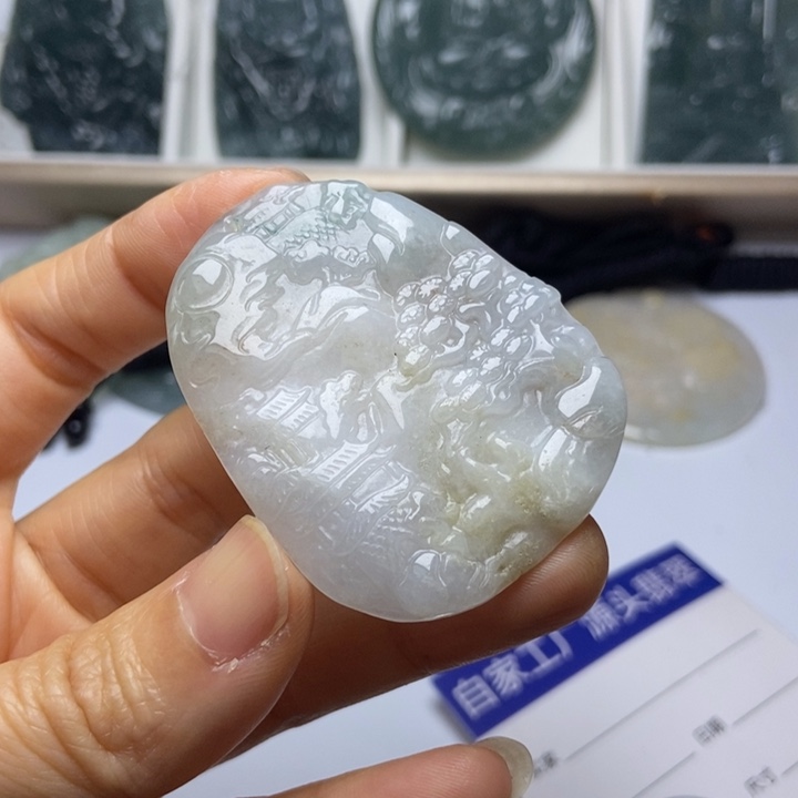 颈饰未镶嵌翡翠翡翠