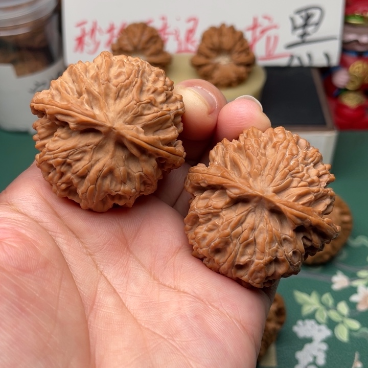 【闪购商品】文玩核桃吊坠43全品苹果园