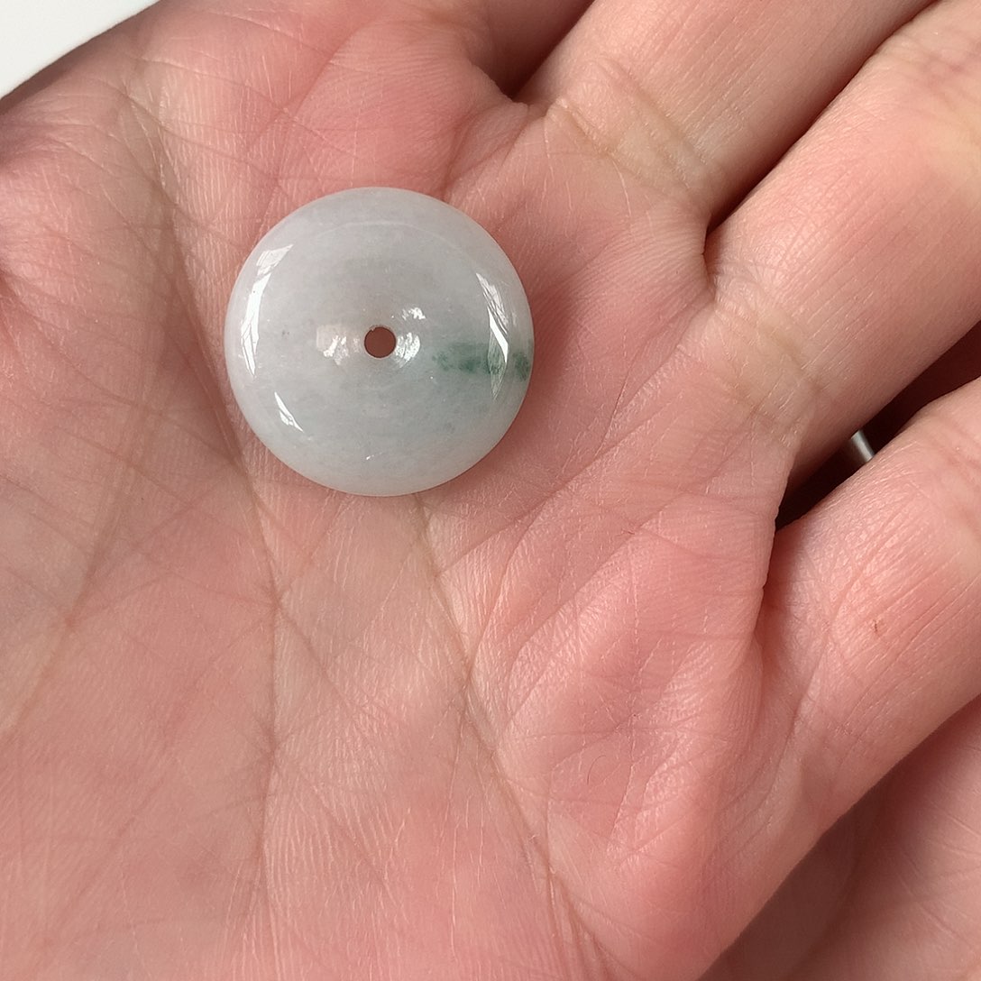 翡翠颈饰未镶嵌土****平安扣