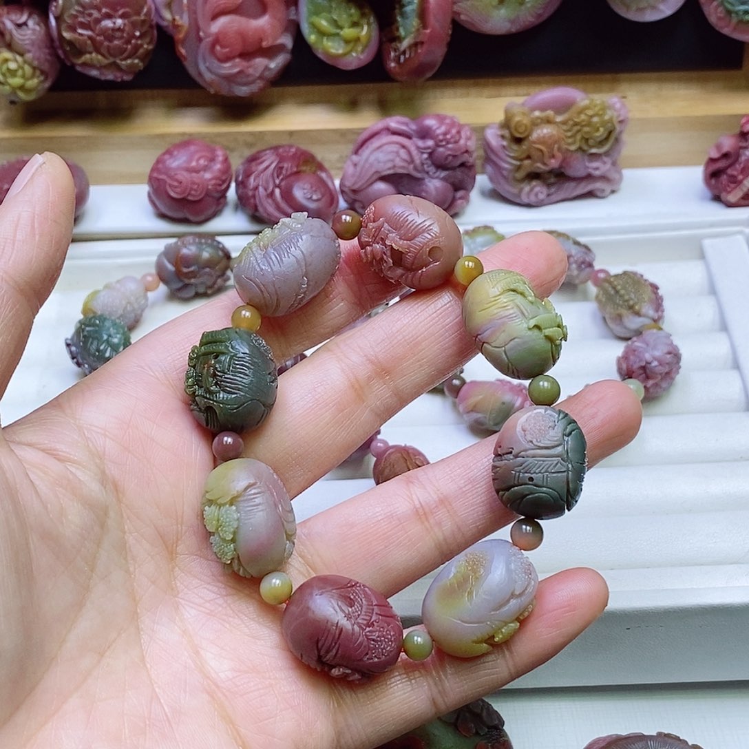 玛瑙/玉髓盐源玛瑙手链未镶嵌