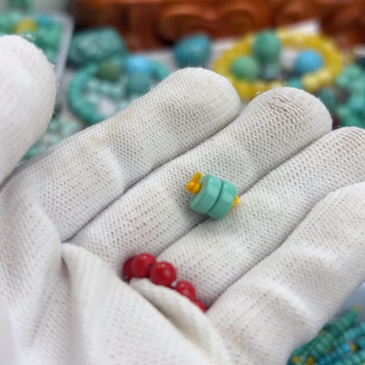 泉***意南红玛瑙未镶嵌手链绿松石