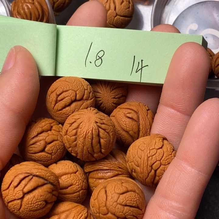 吊坠桃核陕西秦岭山桃核