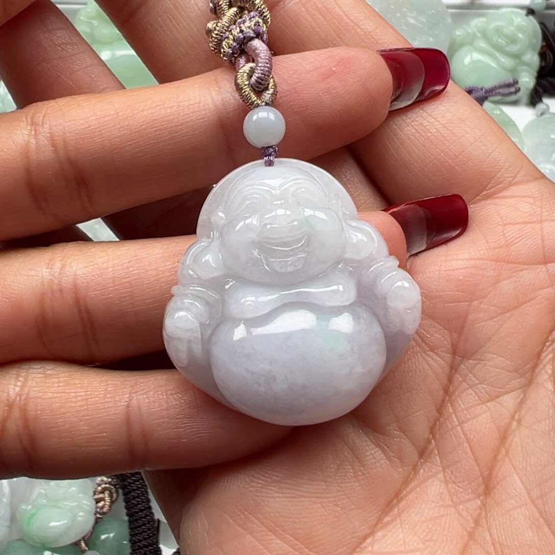 翡翠颈饰未镶嵌34.8×34.1×11.3