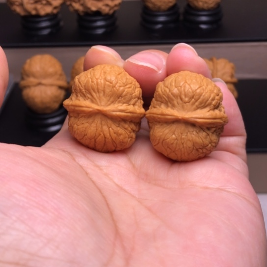 文玩核桃把件朝*黄金元宝58