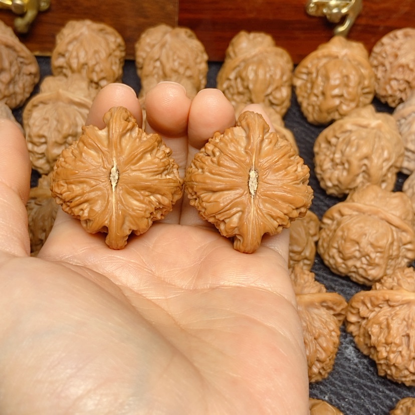 【闪购商品】吊坠文玩核桃k白狮子41