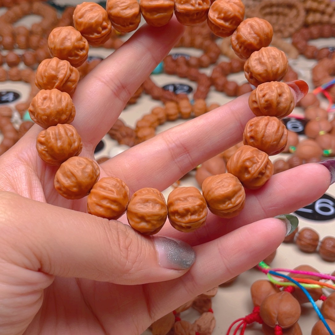 淡***然文玩核桃吊坠赤龙