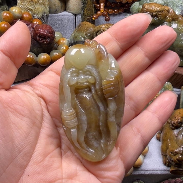 溪***远岫岩老玉（透闪石质玉）未镶嵌把件