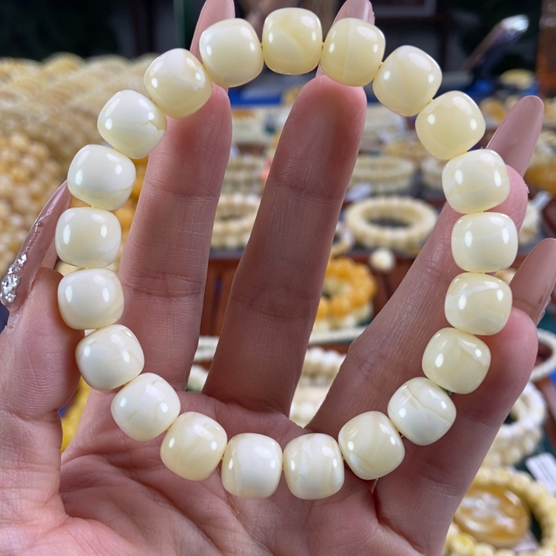 未镶嵌琥珀珠宝奇石11老型17.16