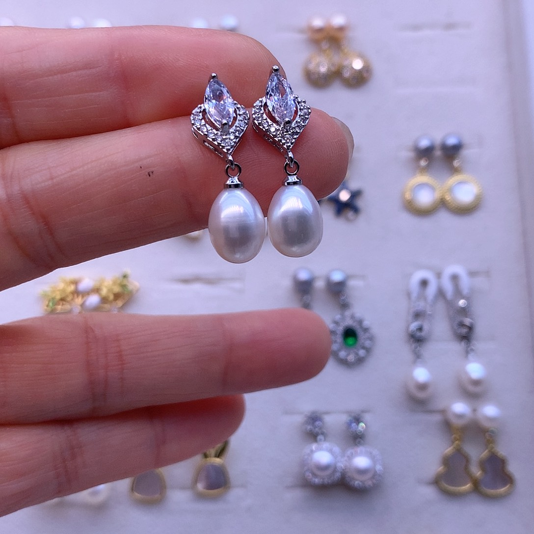 淡水珍珠耳饰合金