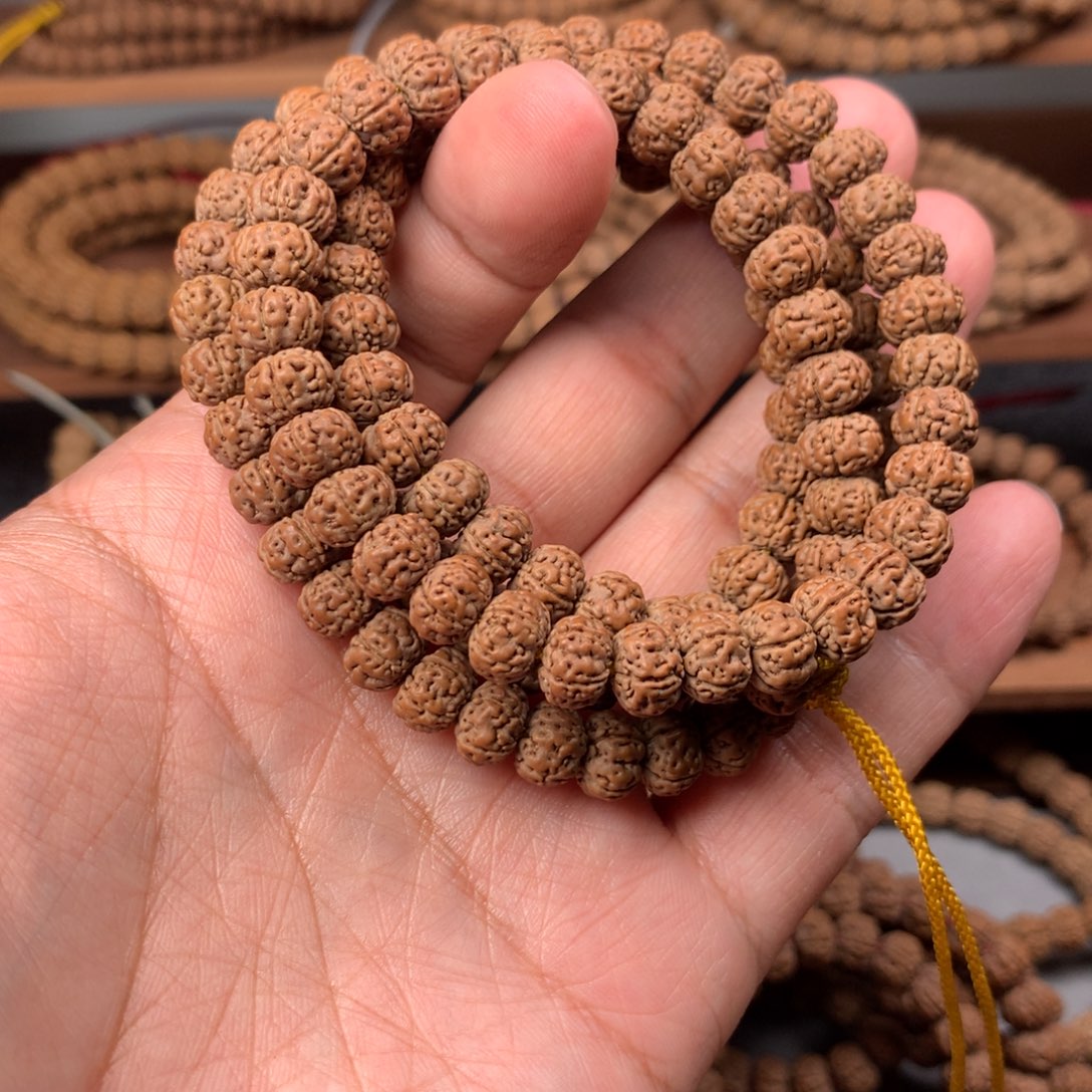 金刚菩提吊坠比****星老树王