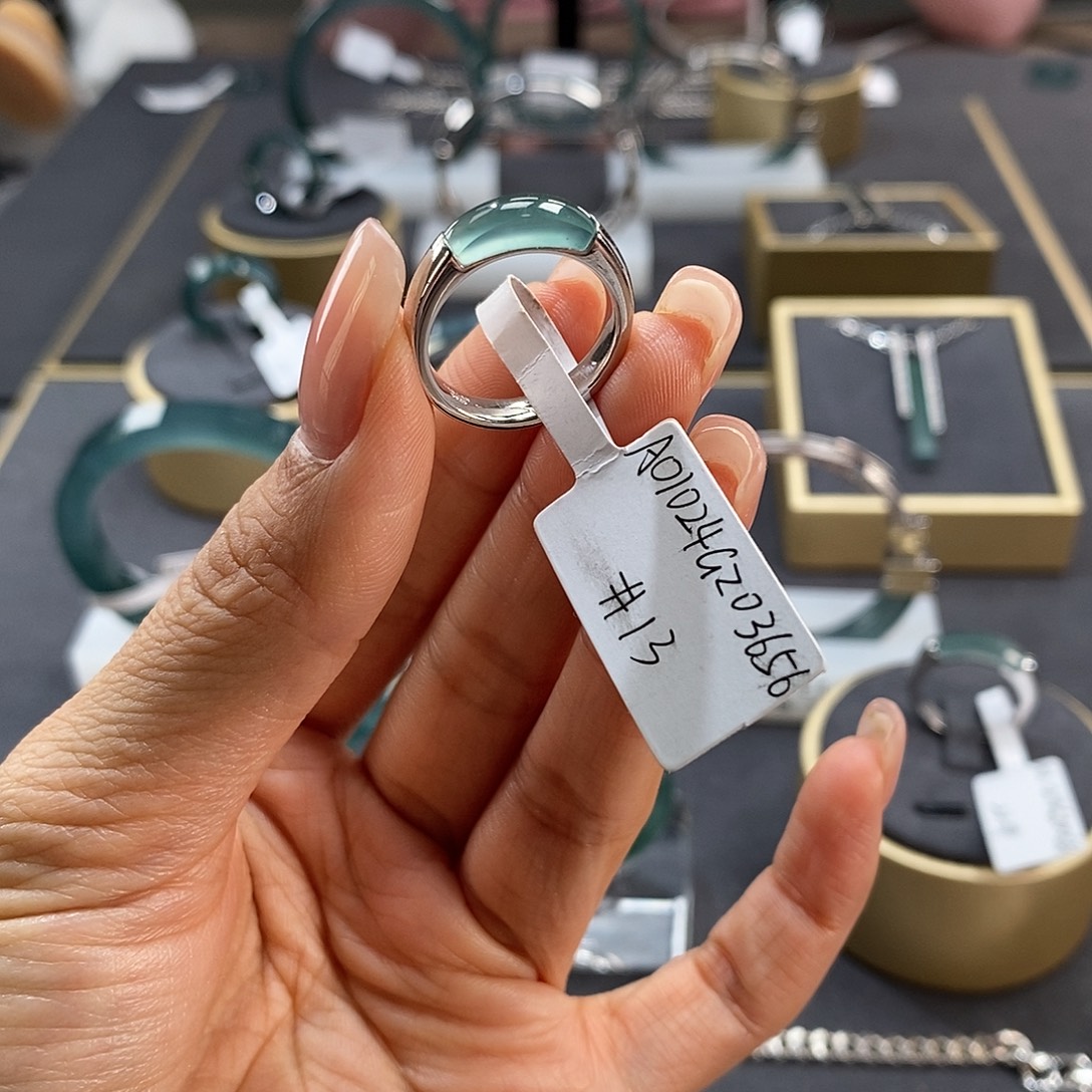 L***7翡翠未镶嵌手镯戒指13