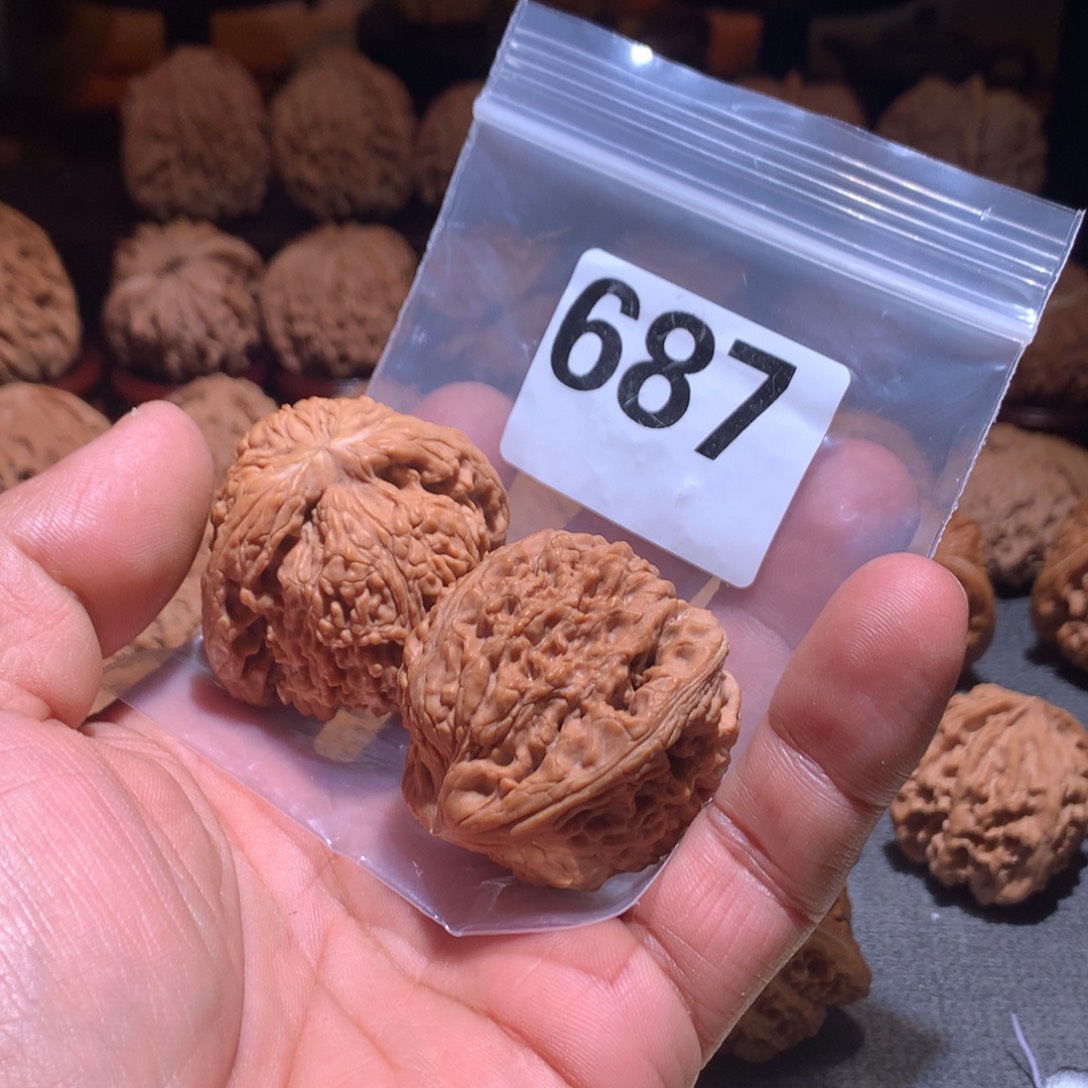 G***王桃核把件南疆石687号