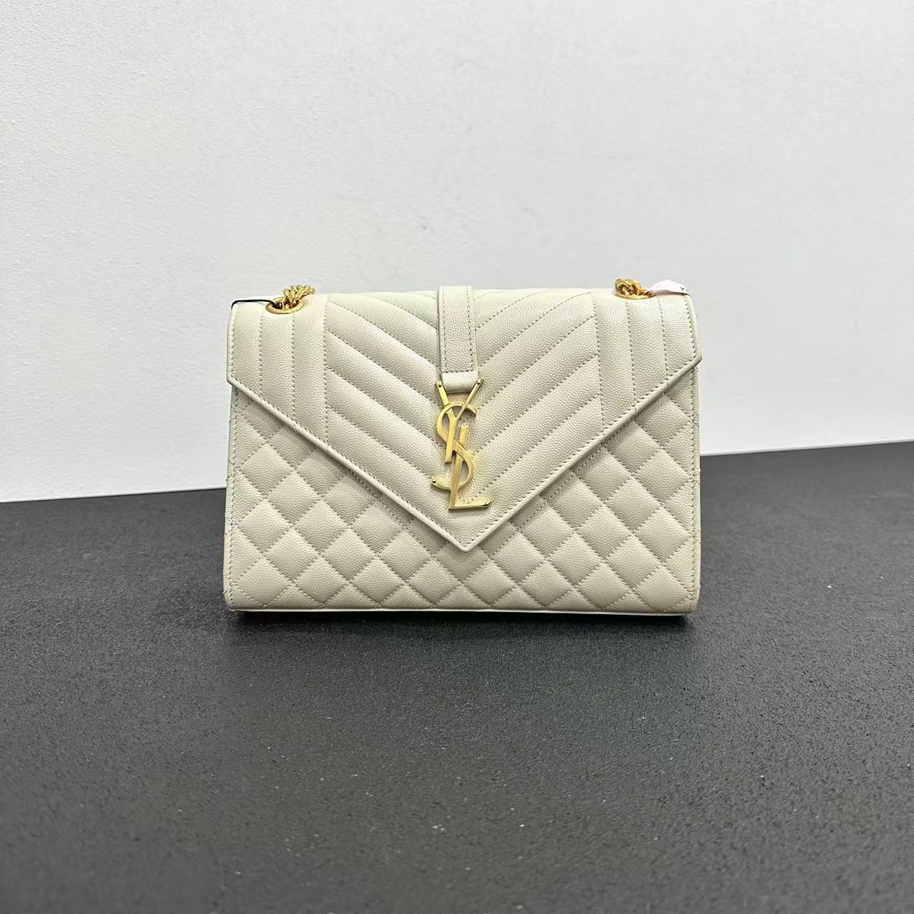 99新 YSL/圣罗兰 壹所奢品/YSL 信封 鱼子酱 中号 白金 新款 *