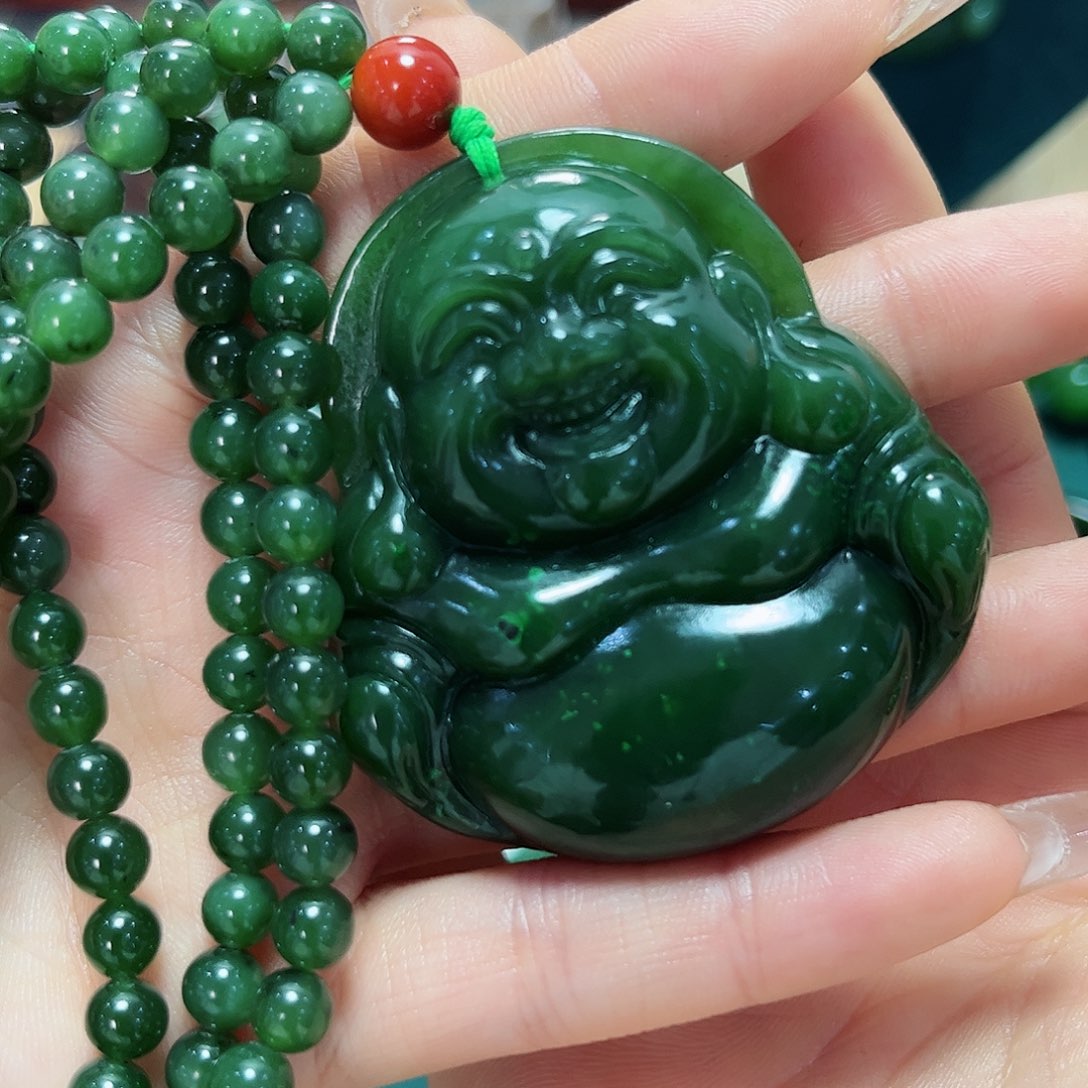 和田玉吊坠未镶嵌