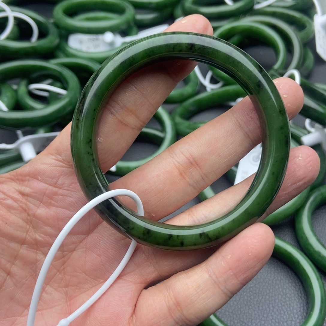 和田玉（碧玉）未镶嵌手镯90-58.7