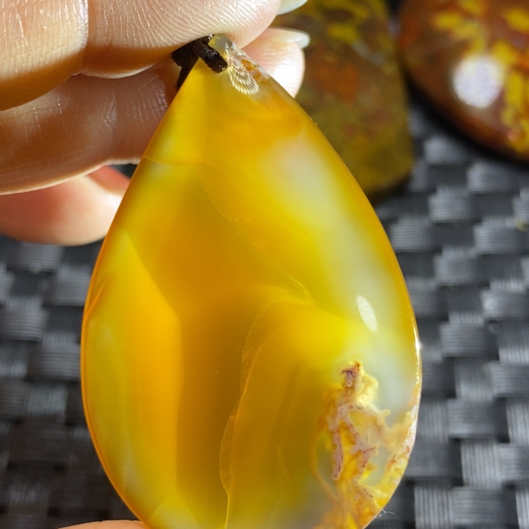 玛瑙/玉髓挂坠未镶嵌