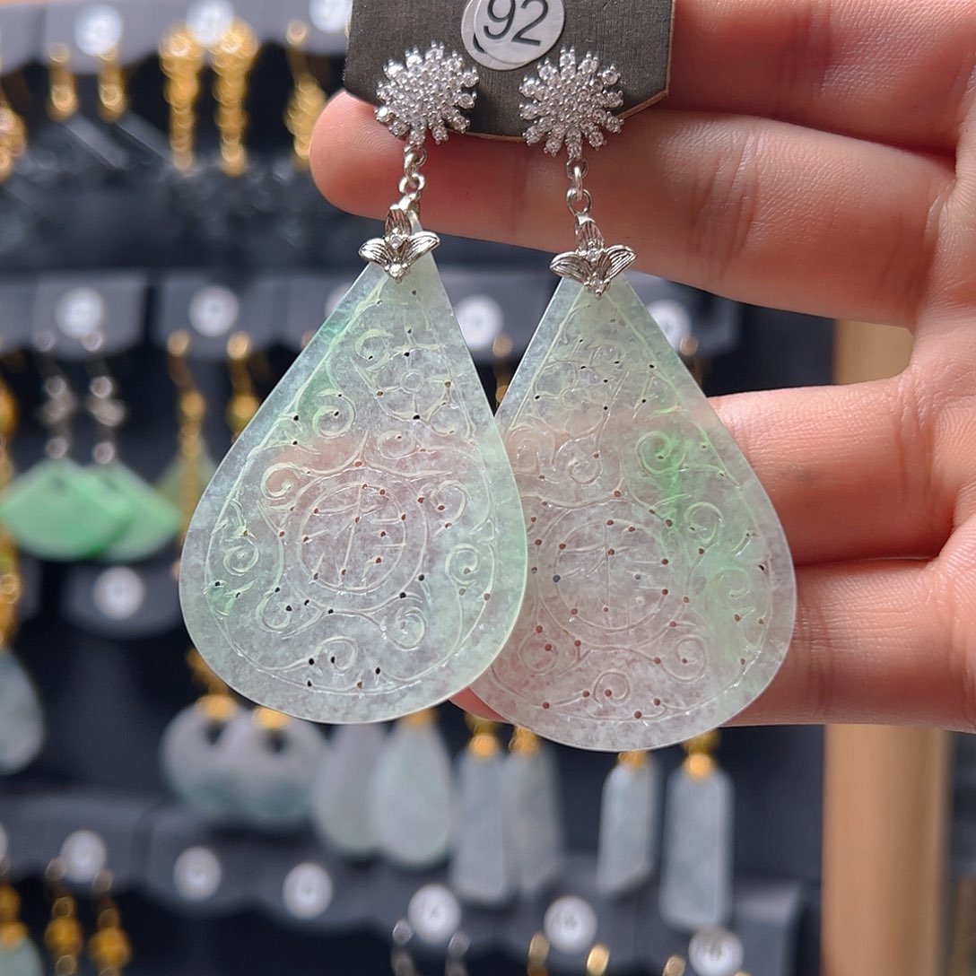 未镶嵌翡翠耳饰翡翠