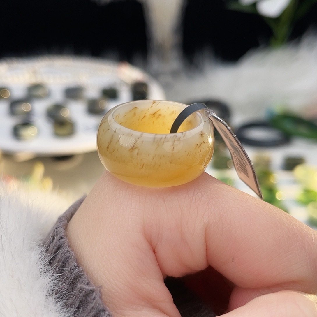 和田玉未镶嵌戒指k40 金橘糖飘桂花墩墩18.3mm