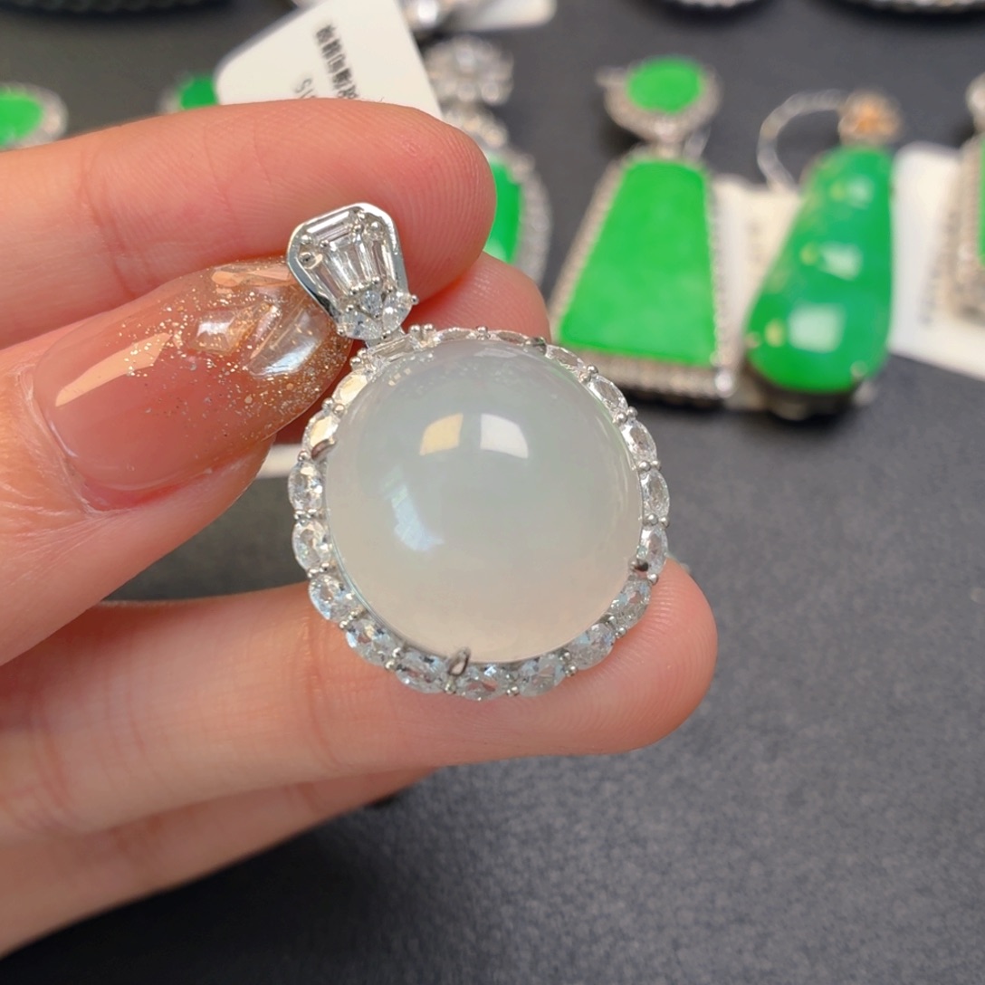 翡翠银S925镶嵌颈饰