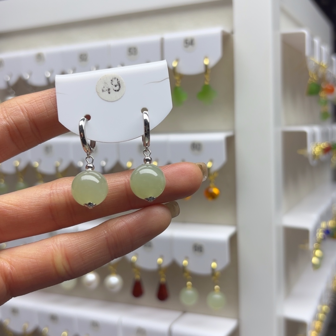 和田玉银S925镶嵌耳饰