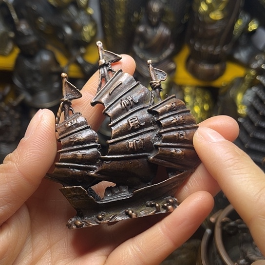  精美铜器精美摆件