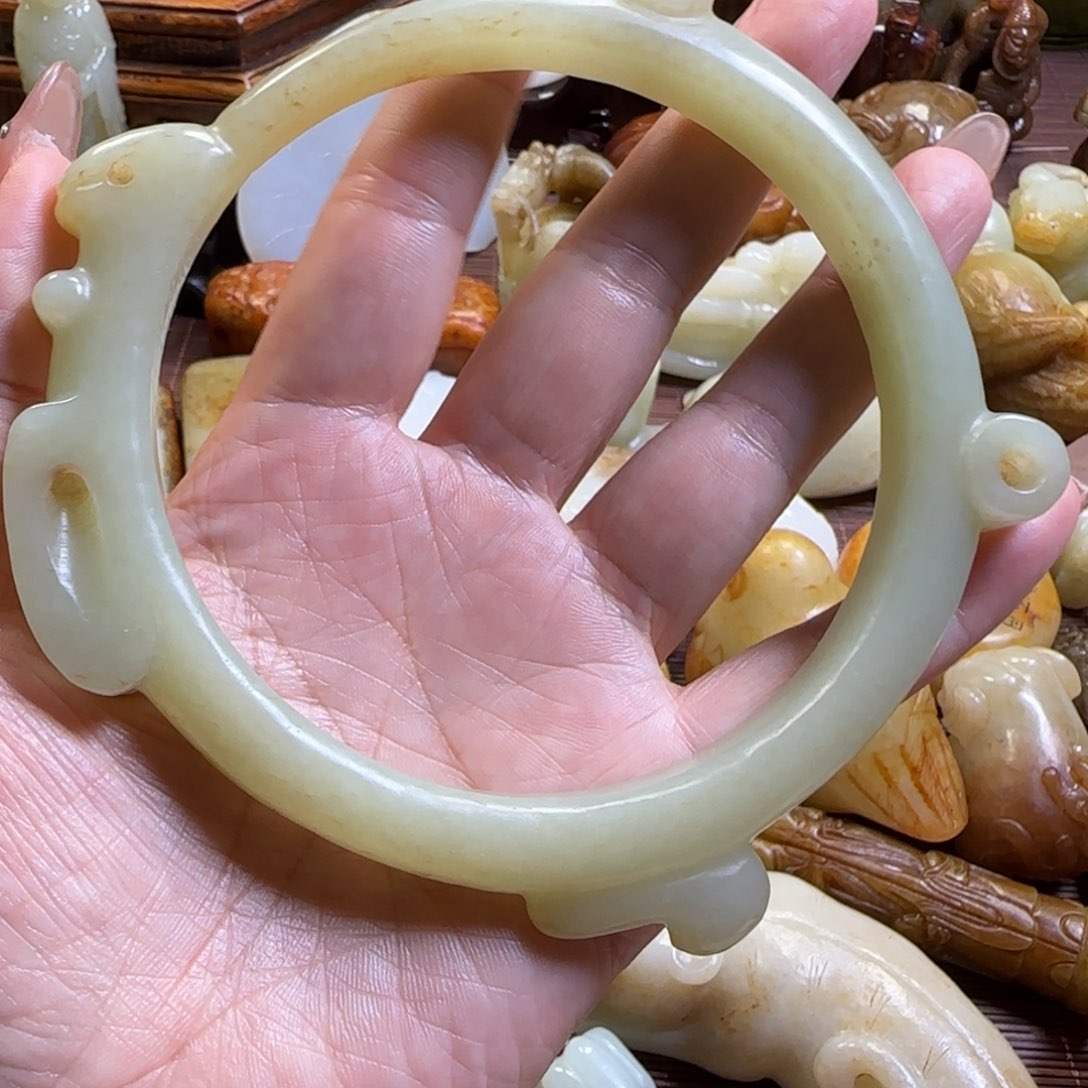 产****和田玉未镶嵌把件