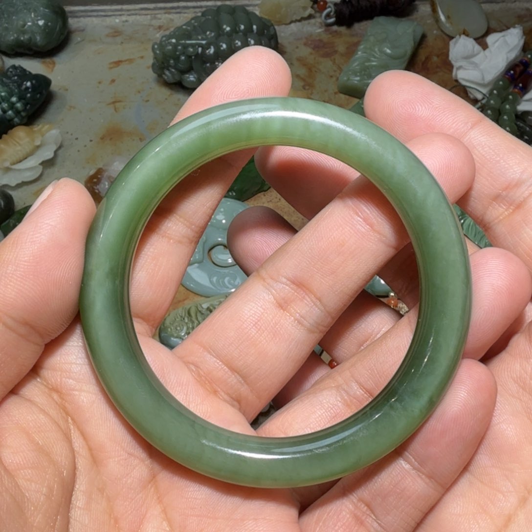 和田玉挂件未镶嵌白***料