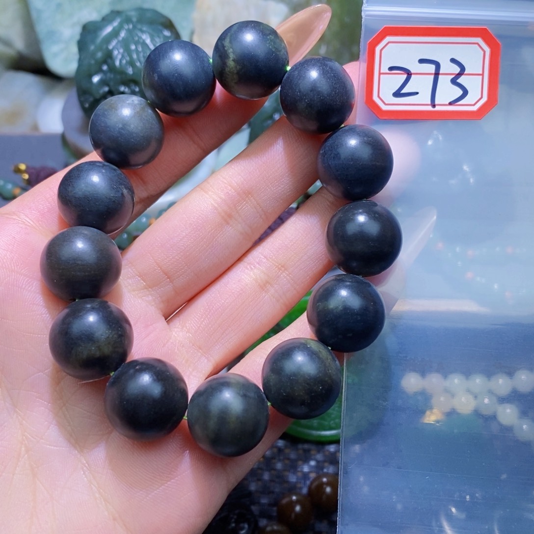 和田玉和田玉边角料随机发未镶嵌