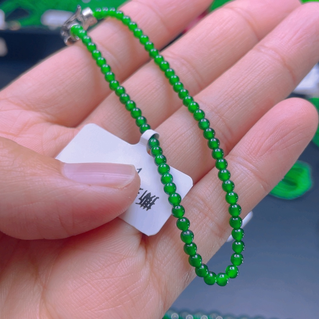 翡翠颈饰未镶嵌，11