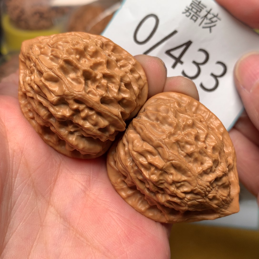 文玩核桃把件金牛37