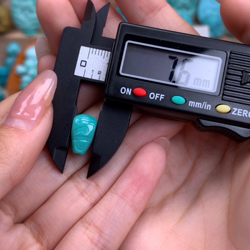 【闪购商品】绿松石三通未镶嵌肉*