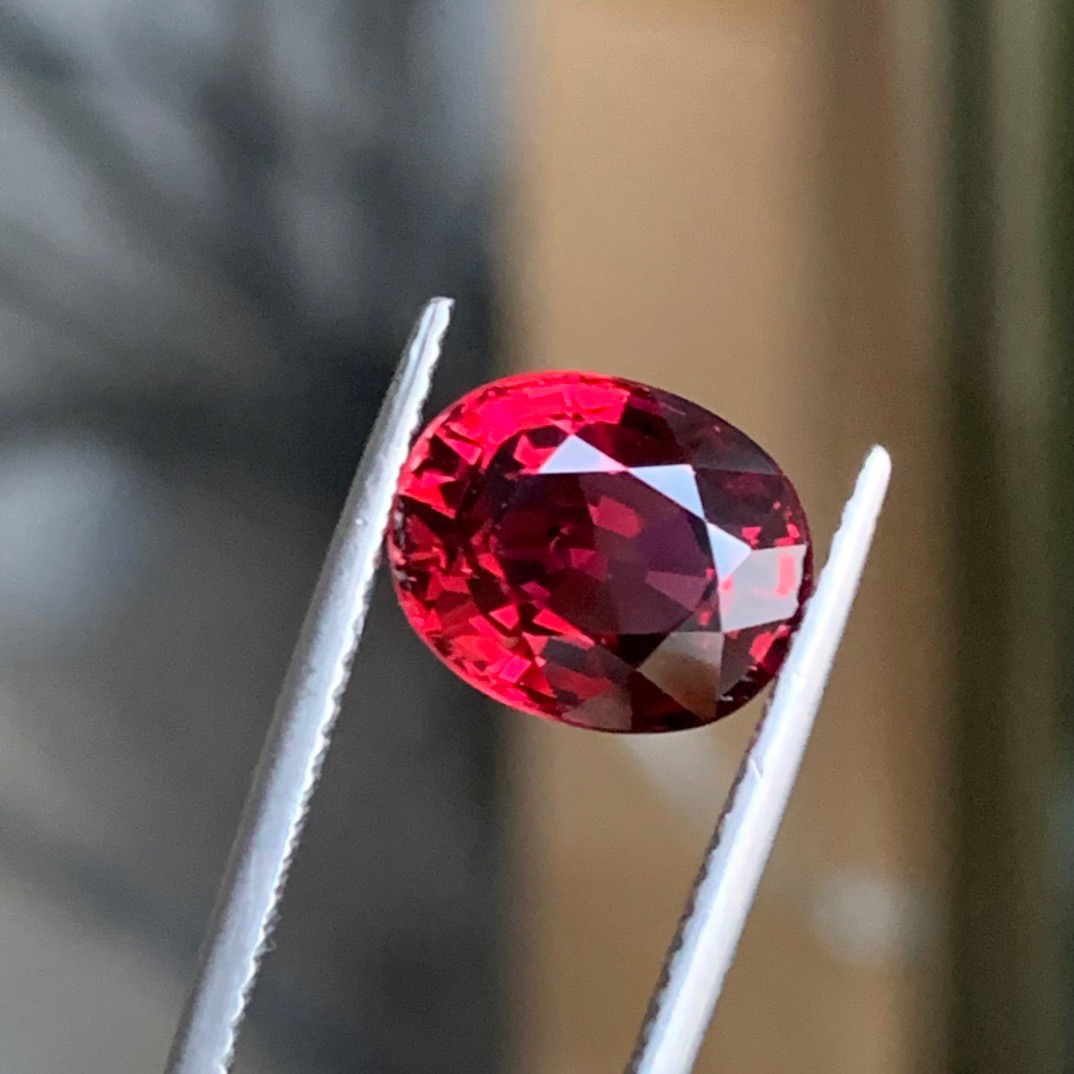 天然镁铝石榴石裸石4.45克拉