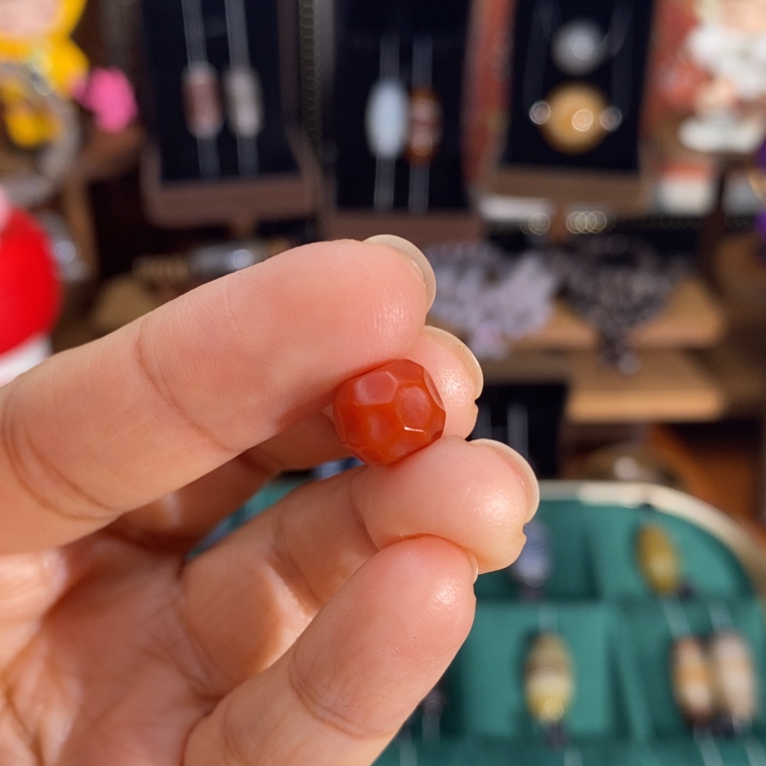 浮***闲玛瑙/玉髓未镶嵌颈饰