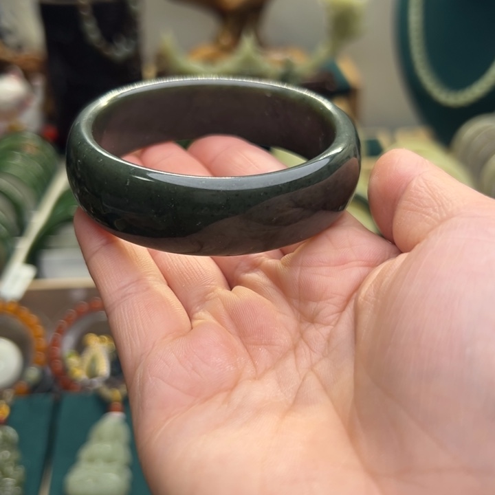 和田玉手镯未镶嵌60.3圈围1563