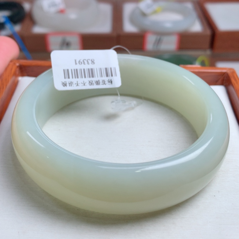 【闪购商品】和田玉手镯未镶嵌55