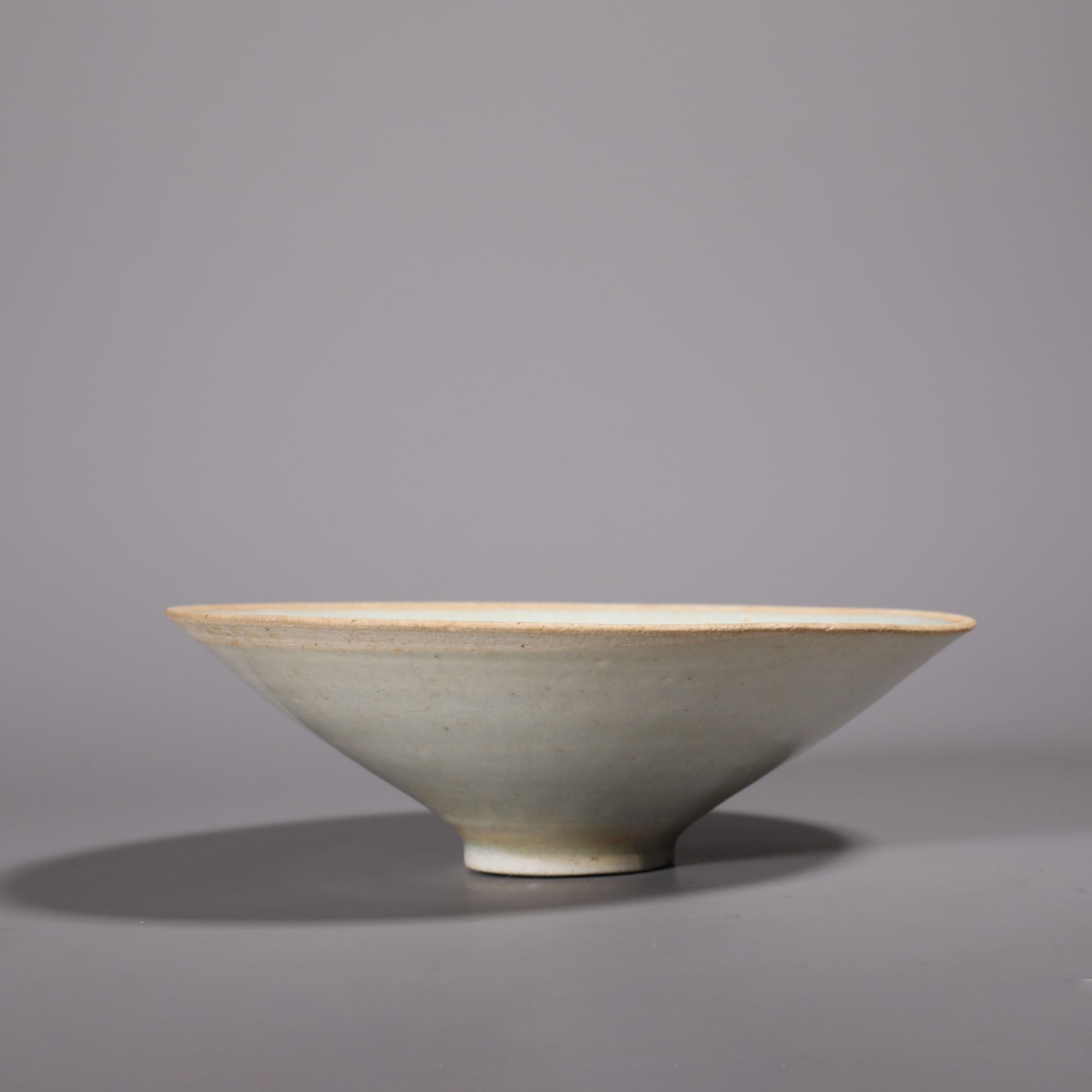 LOT121708 明 湖田窑划花花卉斗笠盏 古董拍卖