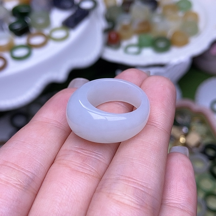 未镶嵌戒指和田玉17.1羊脂白馒头