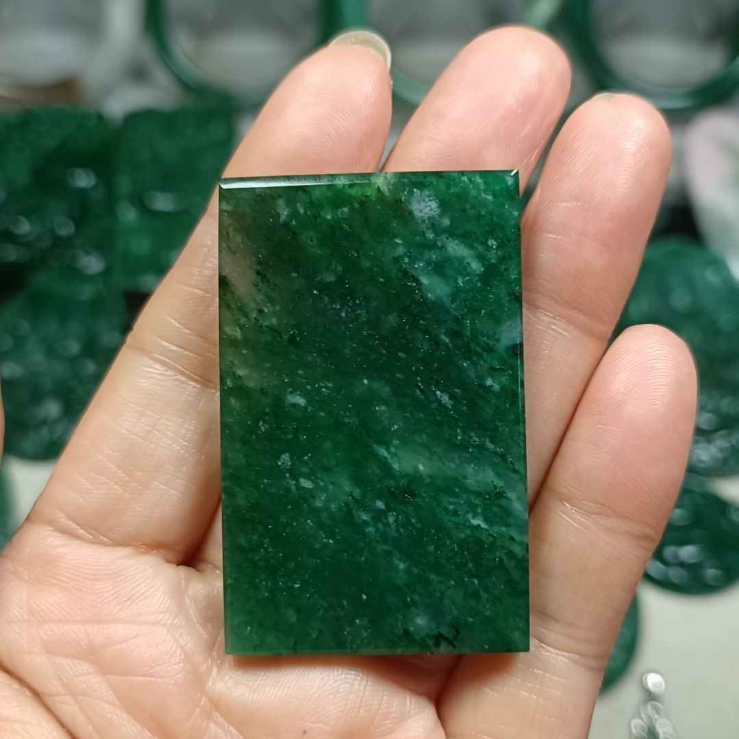 独山玉未镶嵌无事牌