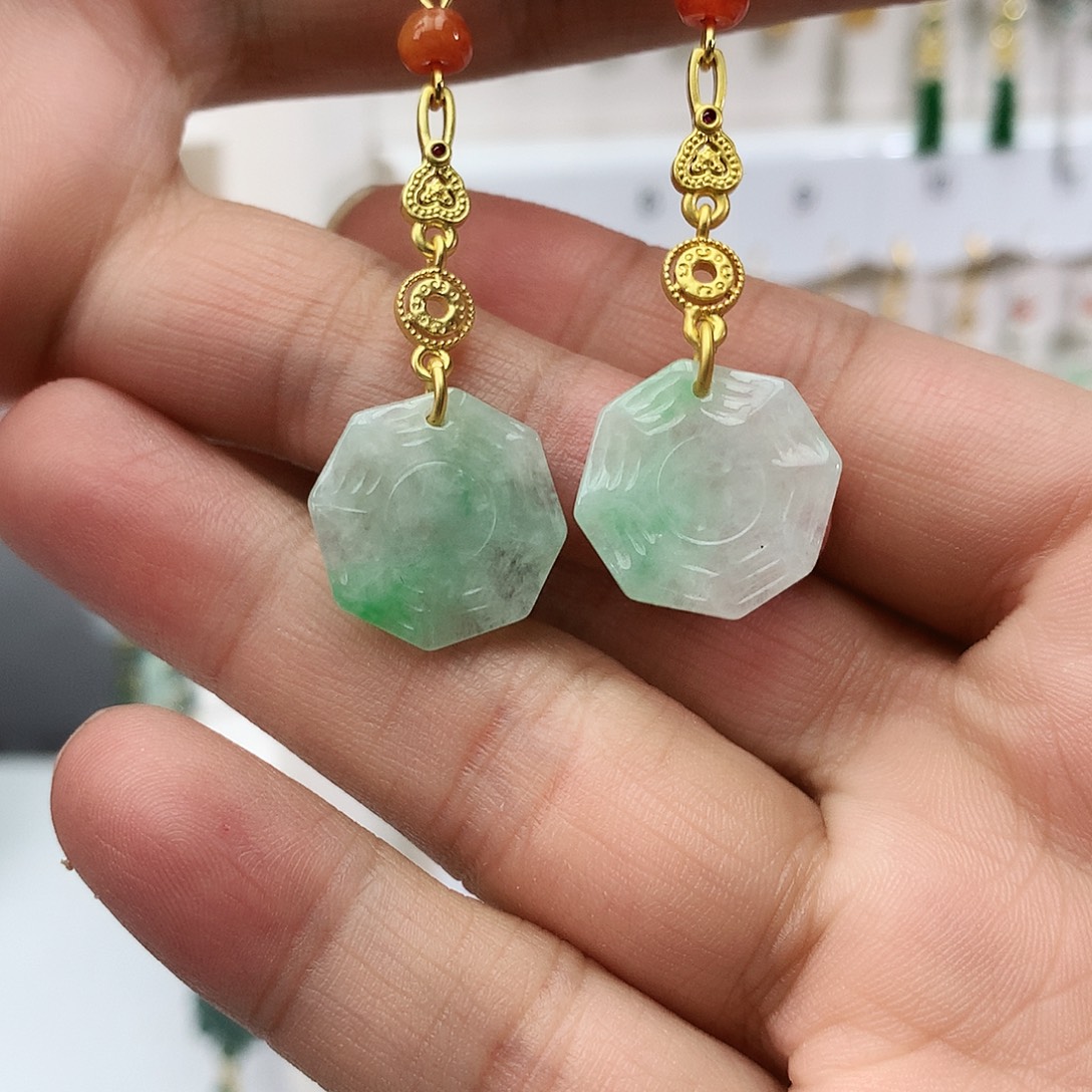 翡翠未镶嵌耳饰65