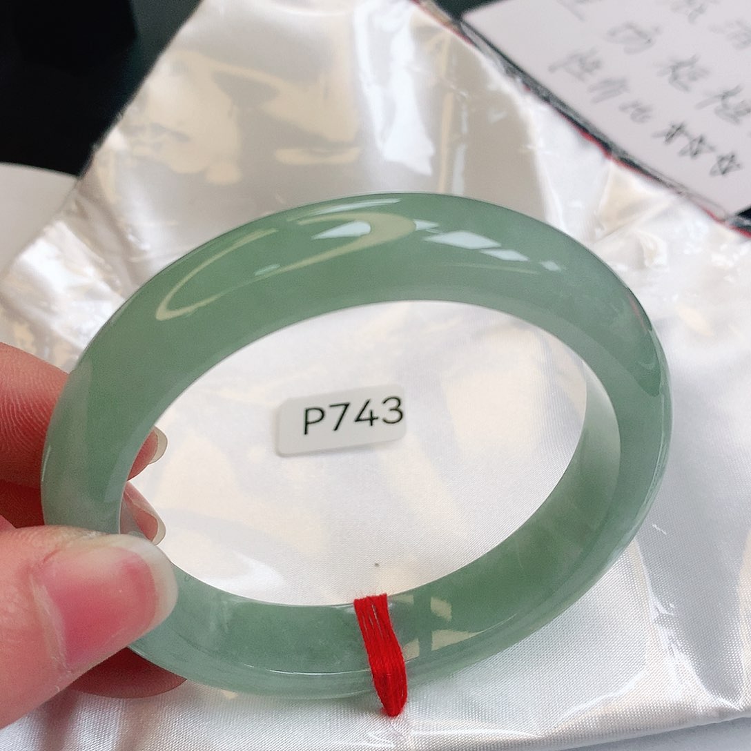 【闪购商品】翡翠手镯未镶嵌缅甸天然a货翡翠